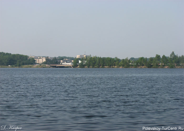 Северский пруд в городе Полевском. Фото Карпова С.О., 2012 г.