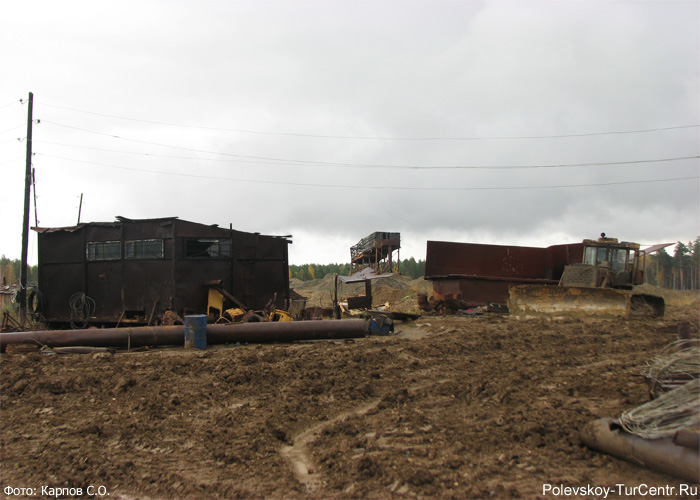 Предприятие по добыче золота в окрестностях посёлка Зелёный Лог. Фото Карпова С.О., сентябрь 2012 г.